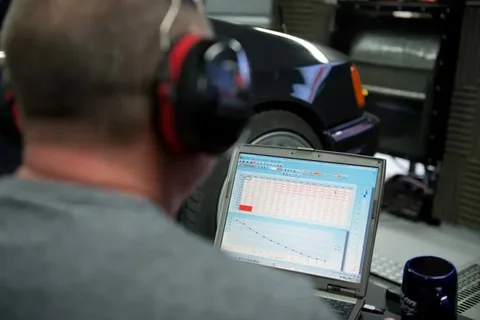 How ECU Remapping Improves Vehicle Performance in Birmingham